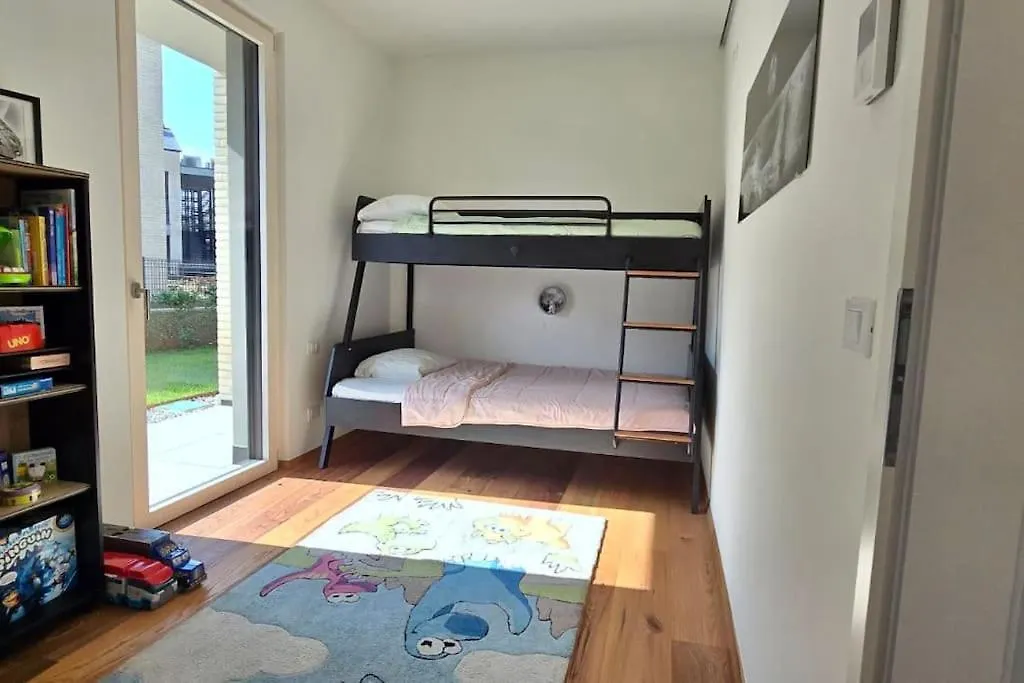 Poolvision Apartment Peschiera del Garda 0*,  İtalya